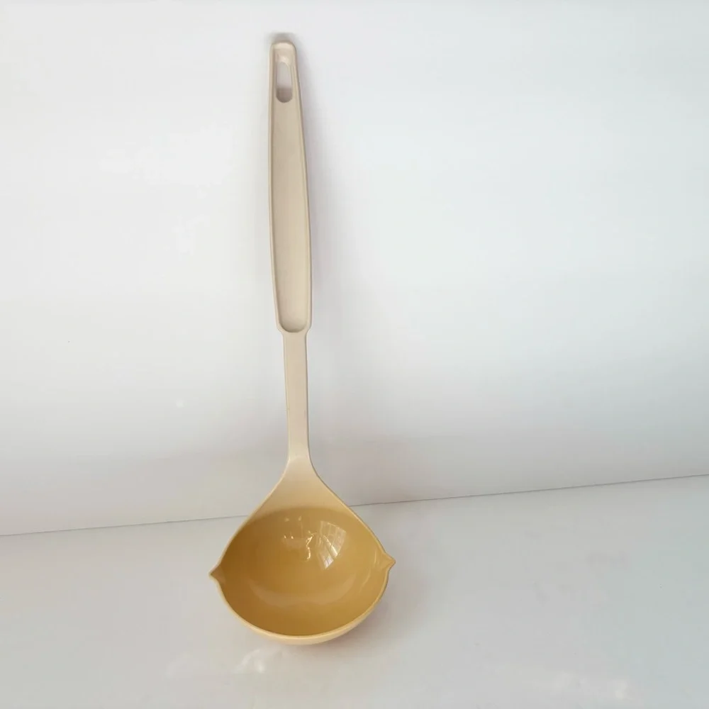 Vintage Ekco Almond‎ Nylon Soup Ladle